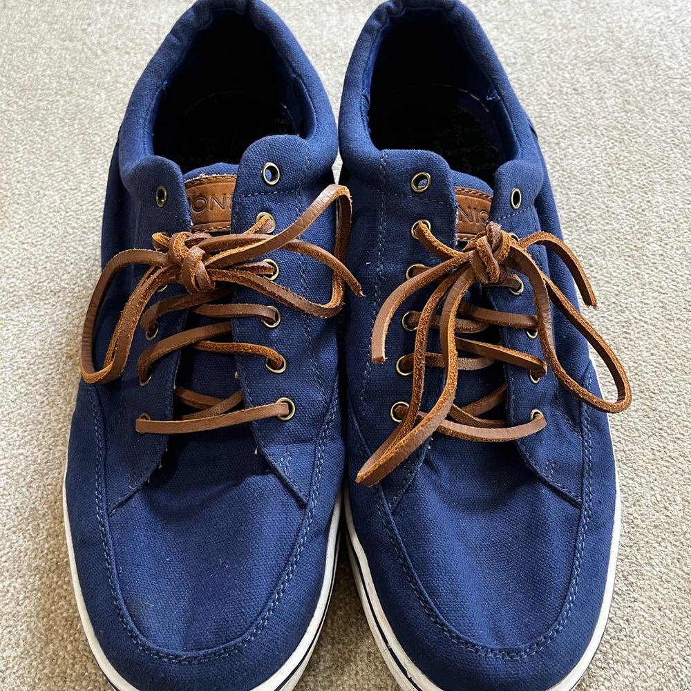 Men’s Vionic Blue Canvas Sneakers with Leather Laces size 13